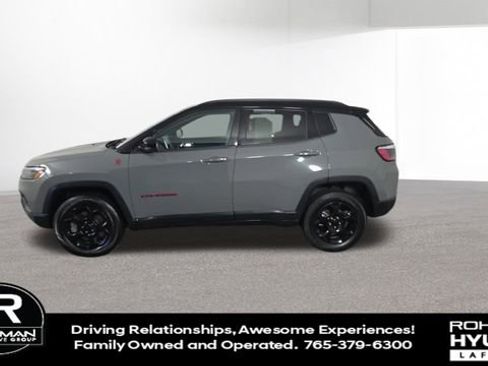 Used 2023 Jeep Compass Trailhawk image 5
