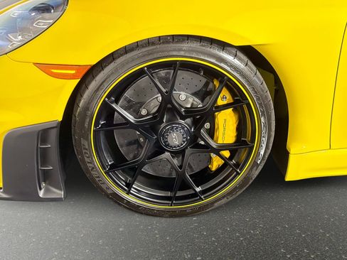 Used 2024 Porsche 718 Boxster Spyder RS w/ Weissach Package image 13