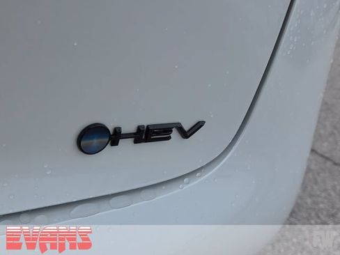 New 2026 Toyota Prius AWD image 3