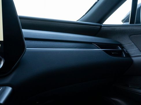 Used 2024 Lexus RX 350 image 33