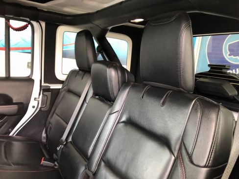 Used 2020 Jeep Wrangler Unlimited Rubicon image 10