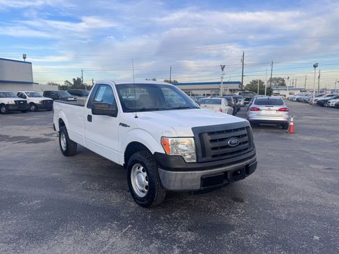 Used 2012 Ford F150 XL w/ Trailer Tow Pkg image 3