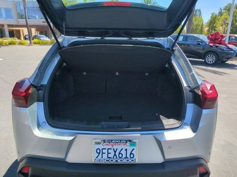 Used 2023 Lexus UX 250h FWD image 27