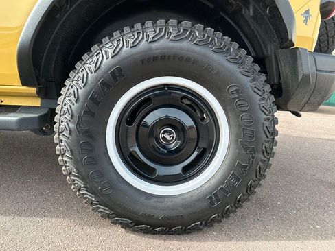 Used 2023 Ford Bronco Heritage Edition image 42