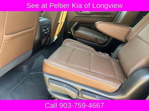 Used 2021 Chevrolet Tahoe High Country w/ Premium Package RWD image 14