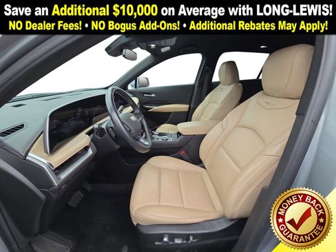 Used 2024 Cadillac XT4 Premium Luxury image 14