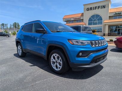New 2025 Jeep Compass Latitude w/ Sun & Sound Group