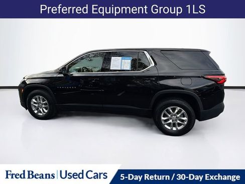 Used 2023 Chevrolet Traverse LS image 4