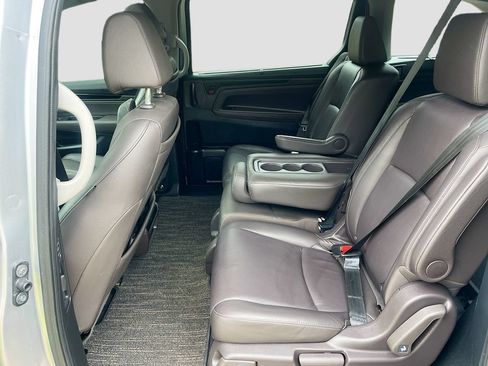 Used 2023 Honda Odyssey Touring image 25
