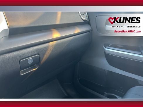 Used 2016 Toyota Tundra SR5 image 12