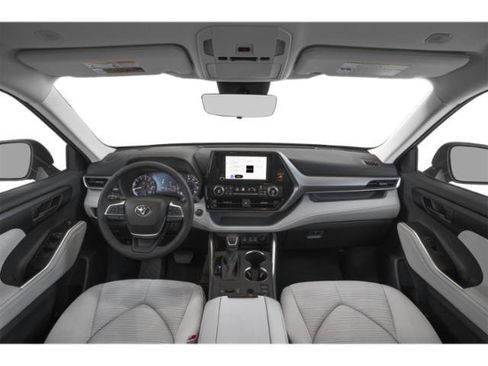 Certified 2025 Toyota Highlander LE AWD/4WD image 10