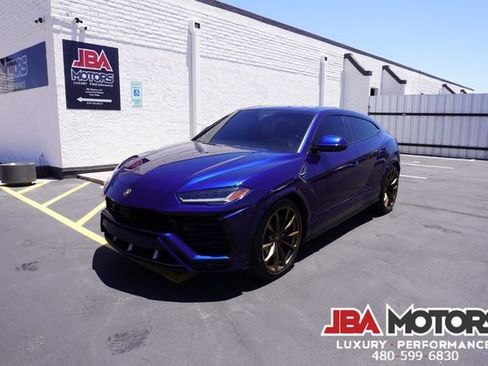 Used 2021 Lamborghini Urus AWD/4WD image 18