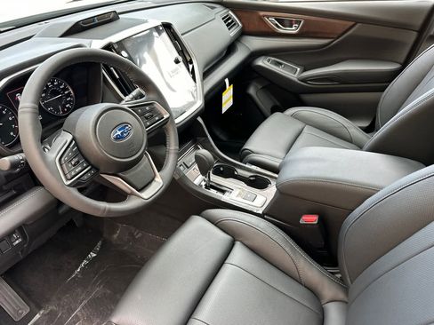 New 2025 Subaru Ascent Touring w/ Popular Package #2 image 8