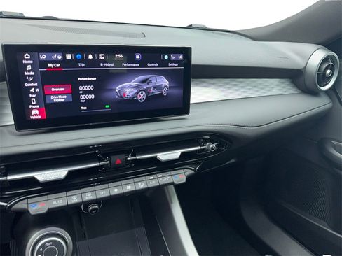 Used 2024 Alfa Romeo Tonale Ti w/ Active Assist Package image 23