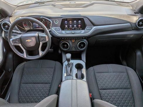 Used 2021 Chevrolet Blazer LT FWD image 16
