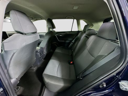 Used 2025 Toyota RAV4 XLE FWD image 27