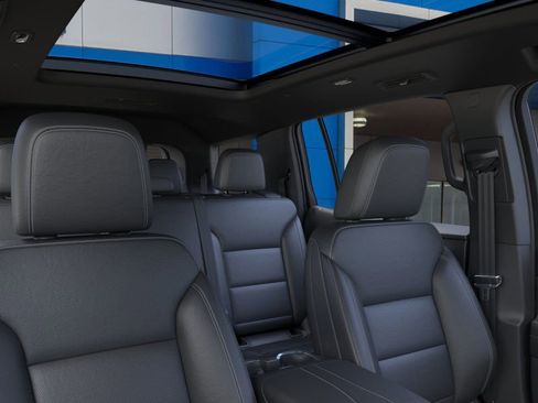 New 2026 Chevrolet Traverse LT w/ Sun and Wheel Package image 24