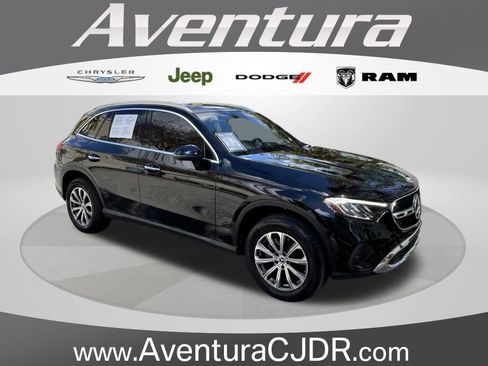 Used 2023 Mercedes-Benz GLC 300 4MATIC w/ Exclusive Trim Package image 1
