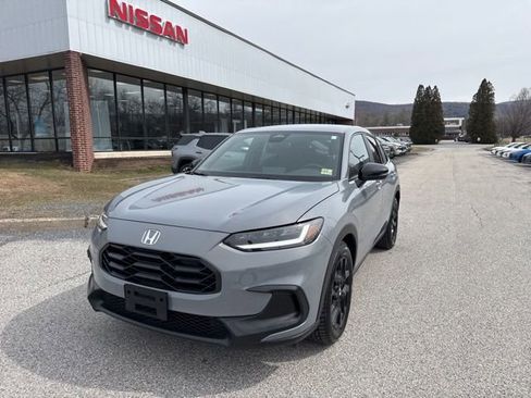 Used 2024 Honda HR-V Sport image 4