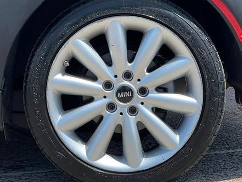 Used 2015 MINI Cooper 4-Door Hardtop image 30