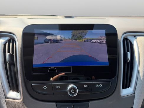 Used 2023 Chevrolet Malibu LS FWD image 26