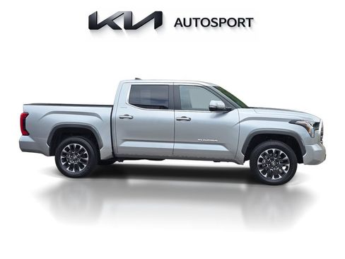 Used 2026 Toyota Tundra Limited AWD/4WD image 5