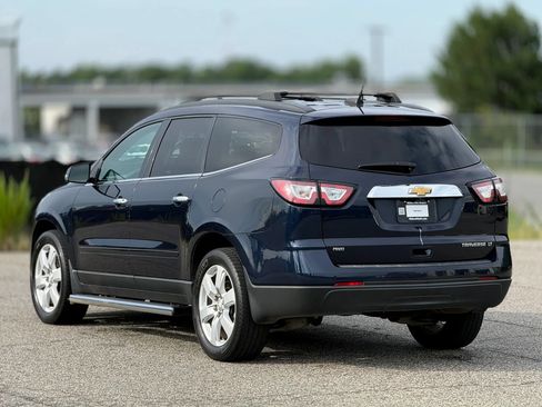 Used 2016 Chevrolet Traverse LT w/ Style and Technology Package AWD/4WD image 10