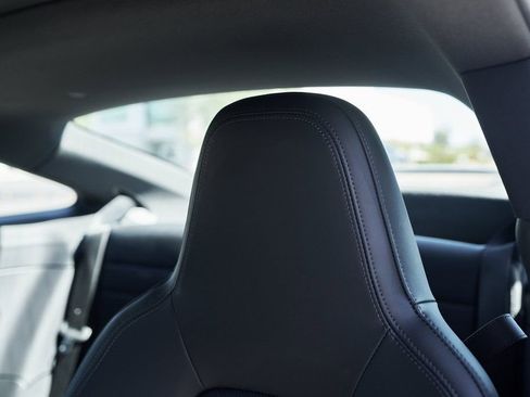 Used 2024 Porsche 911 Carrera 4S w/ Premium Package image 41