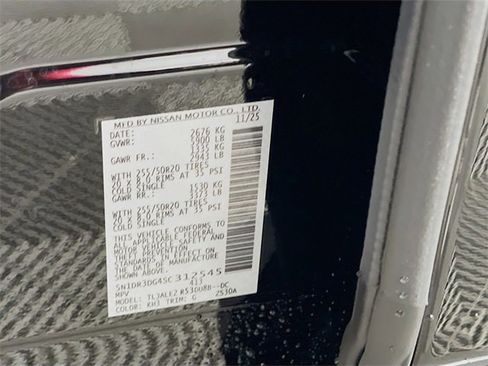 New 2025 Nissan Pathfinder Platinum image 22