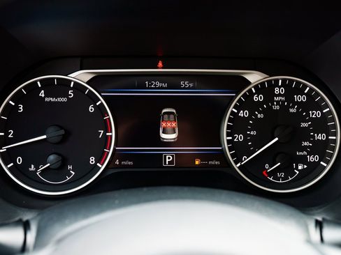 New 2025 Nissan Sentra SV w/ SV Premium Package image 17