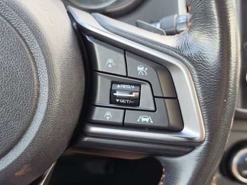 Used 2018 Subaru Crosstrek 2.0i Limited AWD/4WD image 18