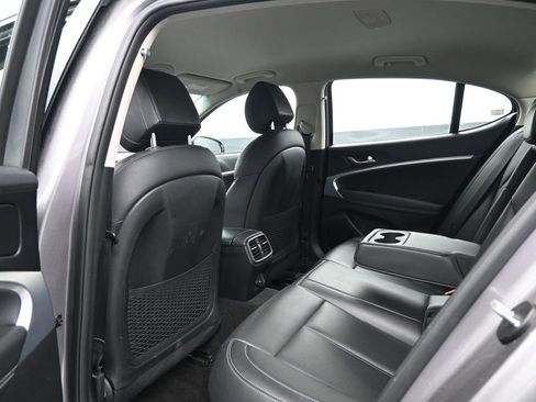 Used 2023 Genesis G70 2.0T image 28