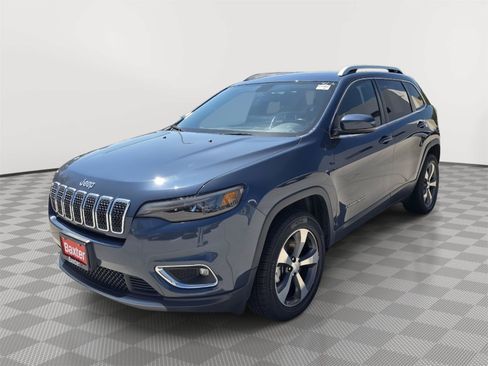 Used 2020 Jeep Cherokee Limited AWD/4WD image 3