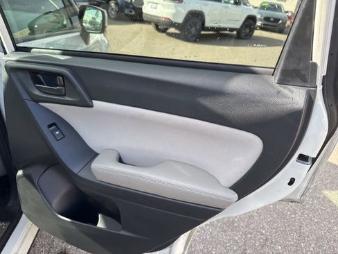 Used 2016 Subaru Forester 2.5i Premium w/ Popular Package #2 image 25