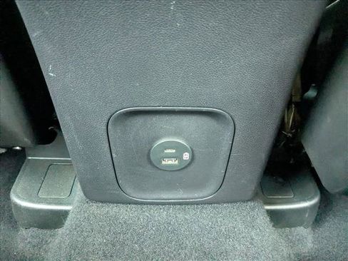 Used 2022 Ford Escape SE FWD image 16
