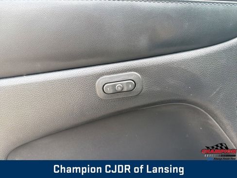 Used 2022 Jeep Grand Cherokee Limited AWD/4WD image 20