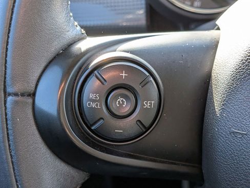 Used 2021 MINI Cooper 2-Door Hardtop FWD image 21