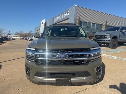 Used 2024 Ford Expedition Limited image 6