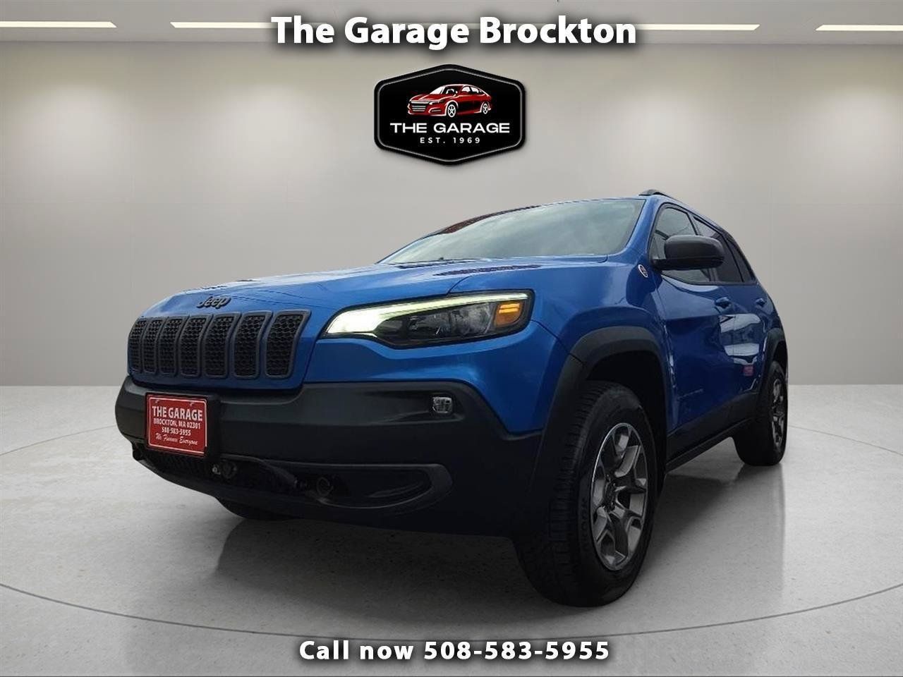 Used 2020 Jeep Cherokee Trailhawk w/ Comfort/Convenience Group AWD/4WD image 1