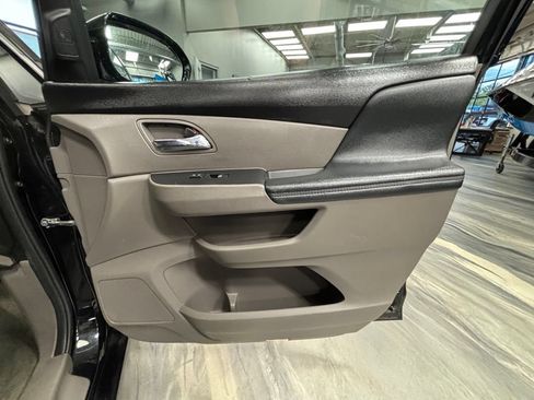 Used 2015 Honda Odyssey Touring image 44