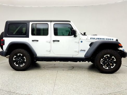 Used 2024 Jeep Wrangler Unlimited Rubicon 4xe AWD/4WD image 4