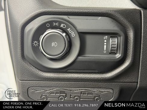 Used 2024 Jeep Wrangler Unlimited Sport AWD/4WD image 20