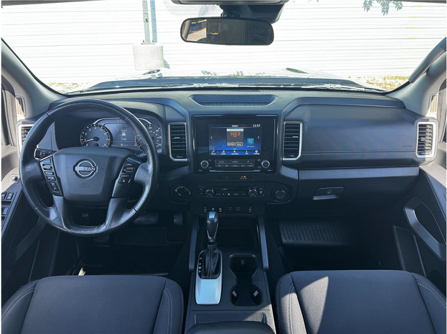 Used 2023 Nissan Frontier SV w/ SV Convenience Package AWD/4WD image 18