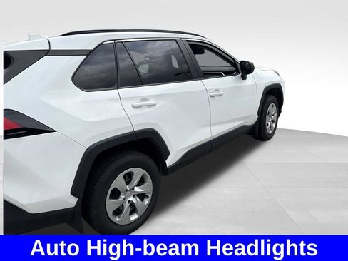 Used 2019 Toyota RAV4 LE w/ Carpet Mat Package AWD/4WD image 8