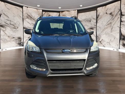 Used 2014 Ford Escape SE w/ Equipment Group 201A image 2