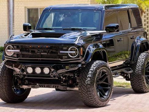 Used 2026 Ford Bronco Outer Banks AWD/4WD image 1