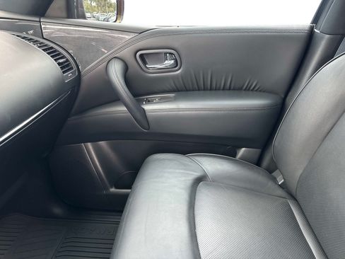 Used 2023 Nissan Armada SL w/ Midnight Edition Package RWD image 25
