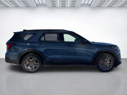 New 2026 Ford Explorer ST-Line w/ ST-Line Street Pack