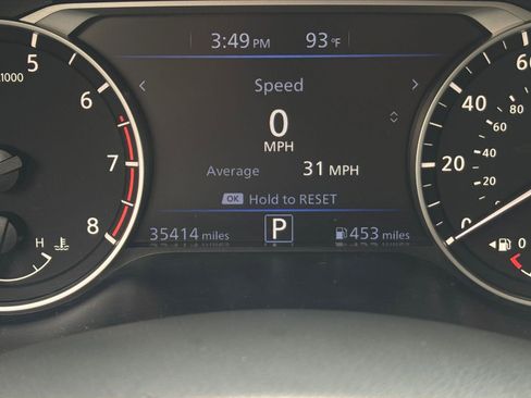 Used 2025 Nissan Altima 2.5 SV FWD image 40