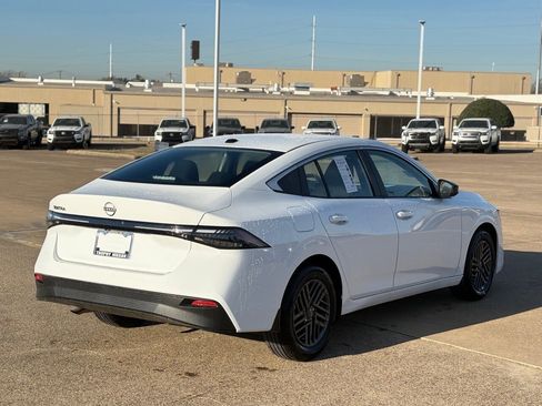 New 2026 Nissan Sentra SV image 5